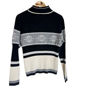 Grunge Luxe Womens Sweater VTG IZOD Black Turtleneck Sweater  Large